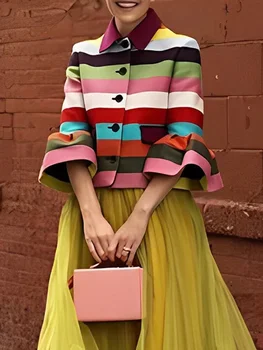 Yeezzi หญิงวินเทจ Flared เสื้อหลายสี Striped Lapel แห่งเหล่าอัศวินราชินีและอสรเสื้อ 2023 ใหม่ฤดูใบไม้ผลิฤดูใบไม้ร่วงวันเกิดงานปาร์ตี้ Outerwear